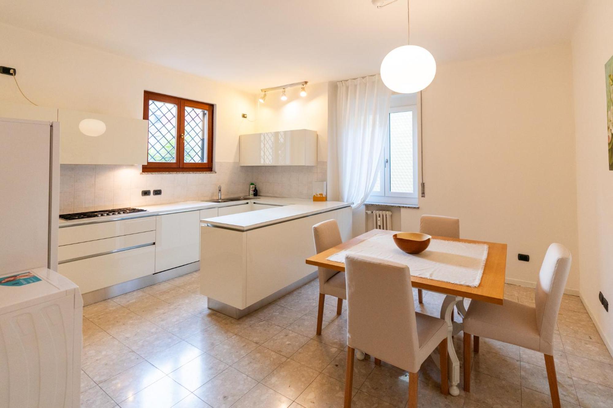 Domus Verona - Elegante Residenza Con Affaccio Su Porta Leoni 部屋 写真