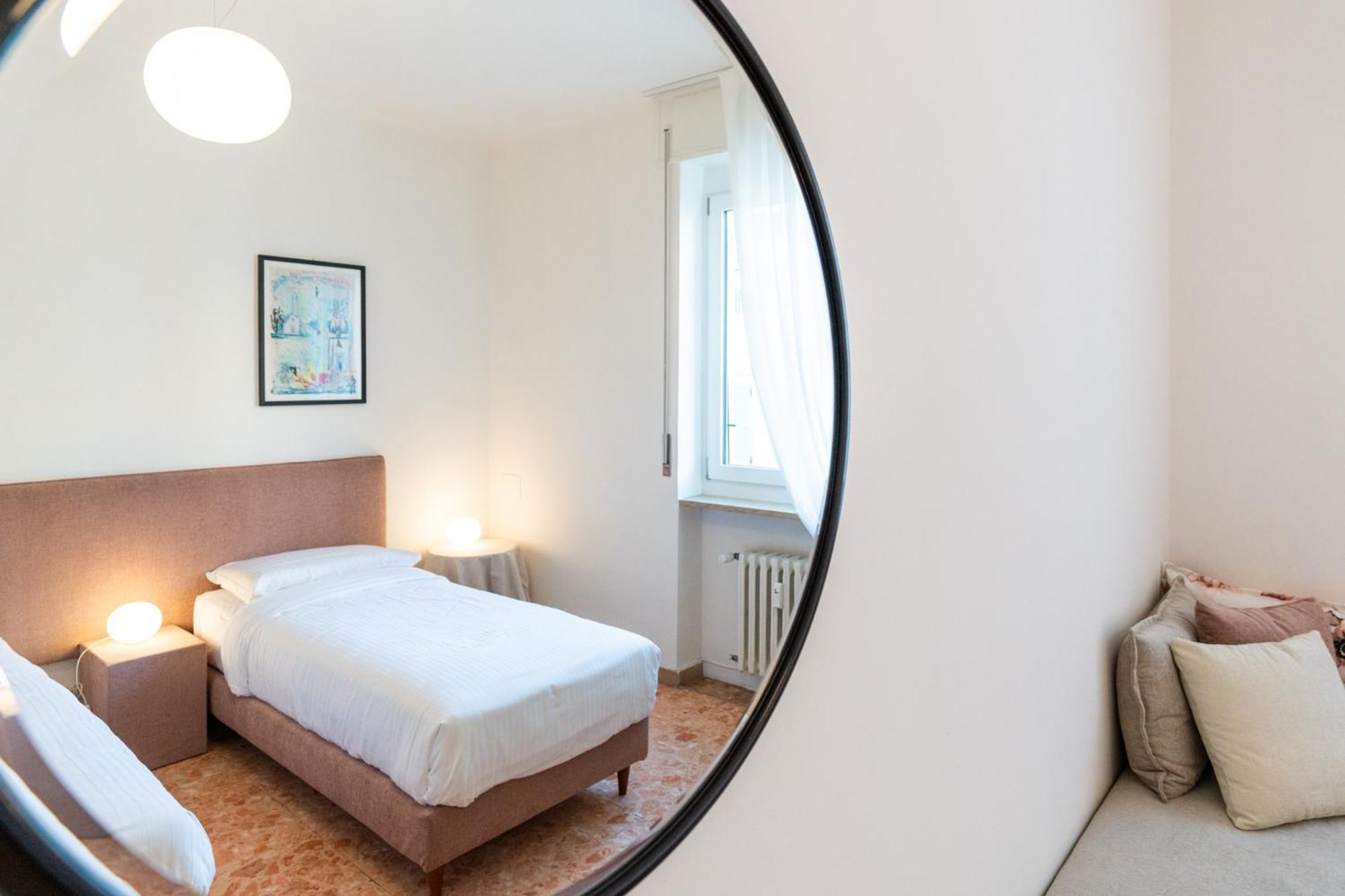Domus Verona - Elegante Residenza Con Affaccio Su Porta Leoni 部屋 写真