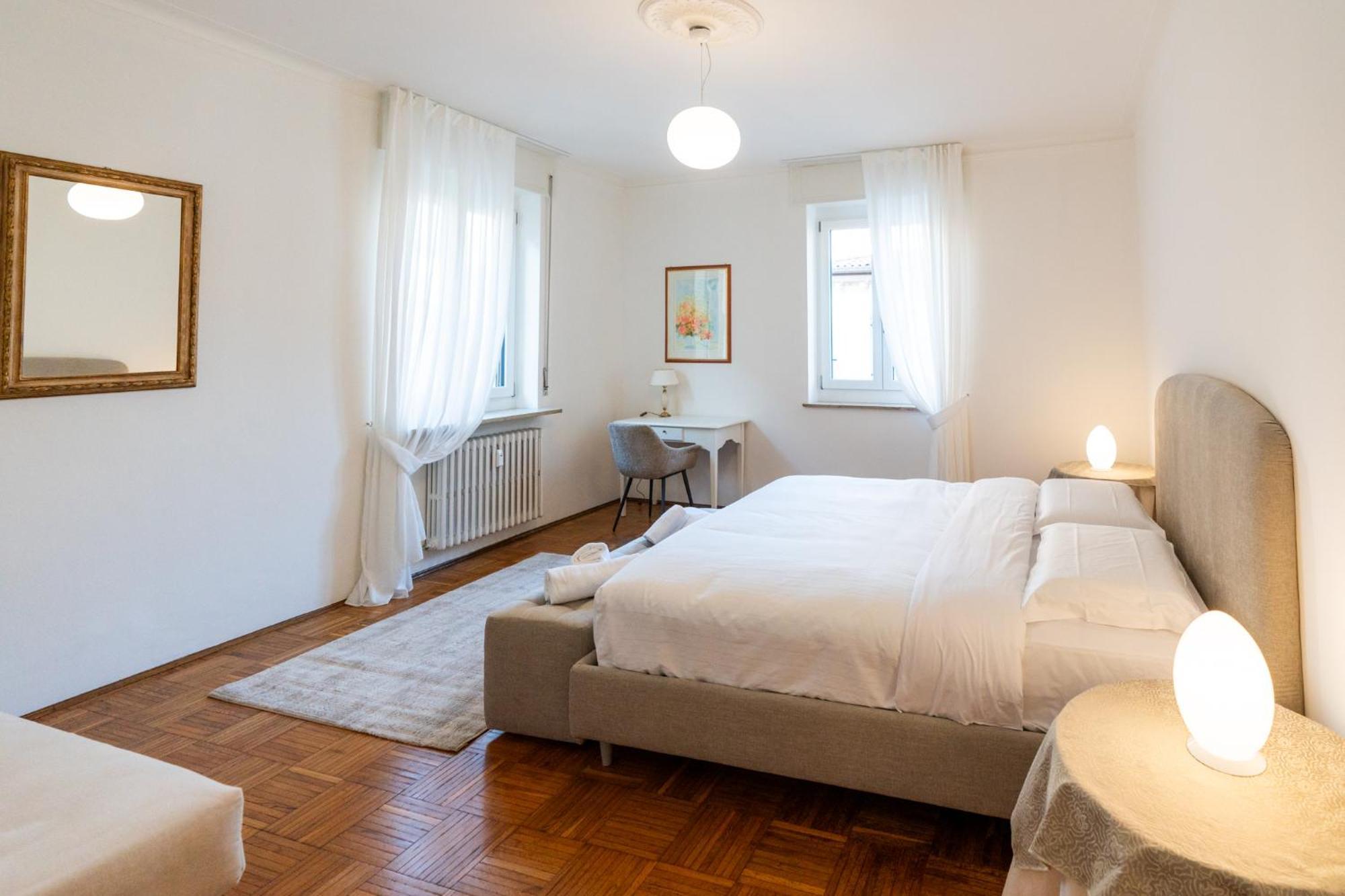 Domus Verona - Elegante Residenza Con Affaccio Su Porta Leoni 部屋 写真